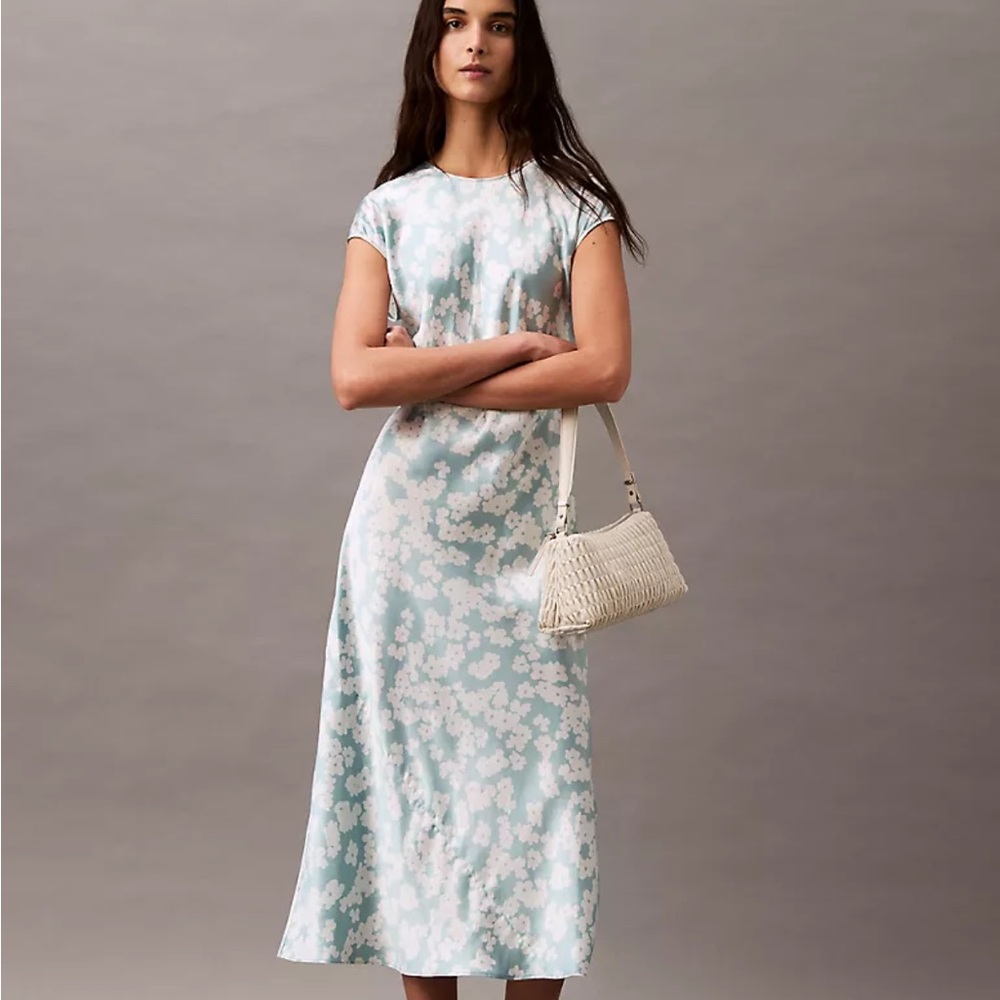 Gently Worn Calvin Klein Crushed Satin Floral Sheath Dress, size XS